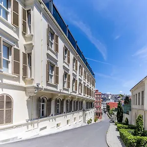 tomtom-suites.istanbul-turkeyhotels.com/